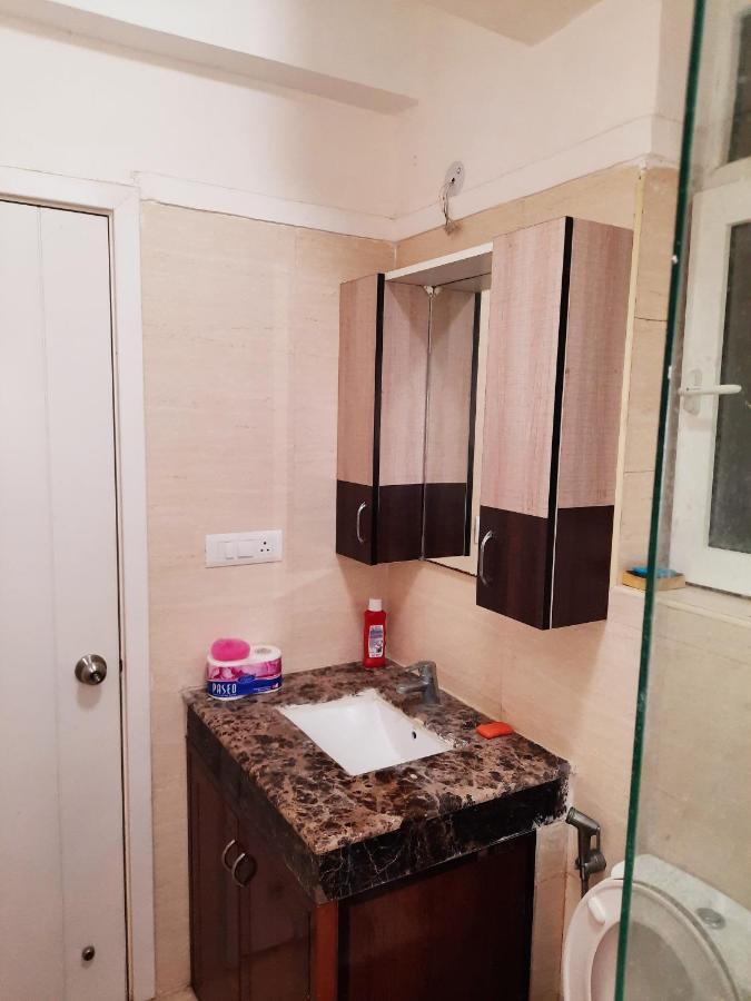 Royale Gardenia Apartment Ченай Екстериор снимка