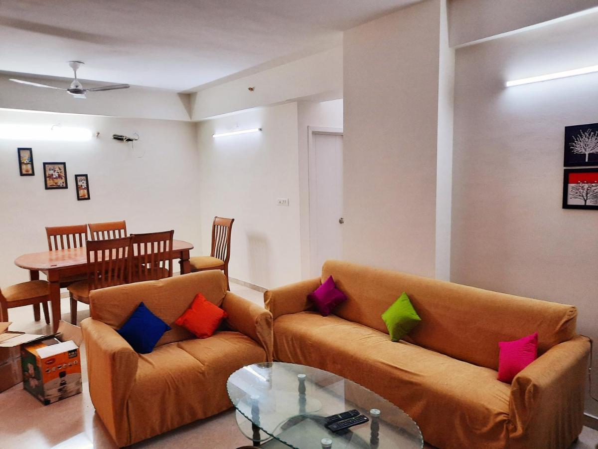 Royale Gardenia Apartment Ченай Екстериор снимка
